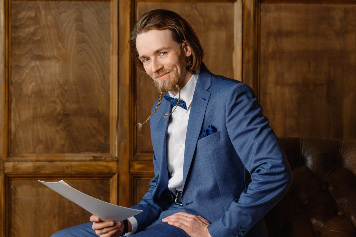 Евгений Ладынин
