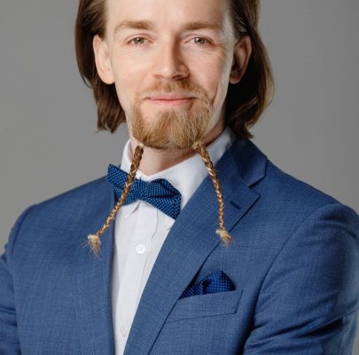 Евгений Ладынин