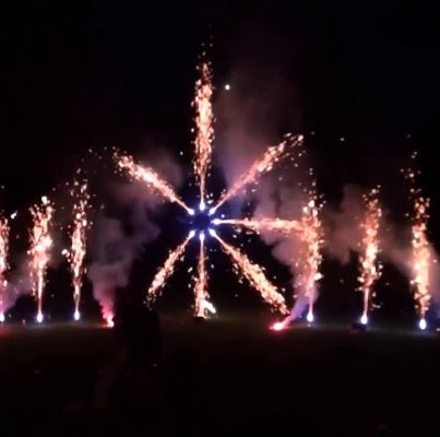 GRAND PYRO