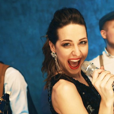 Alice and Wonderband