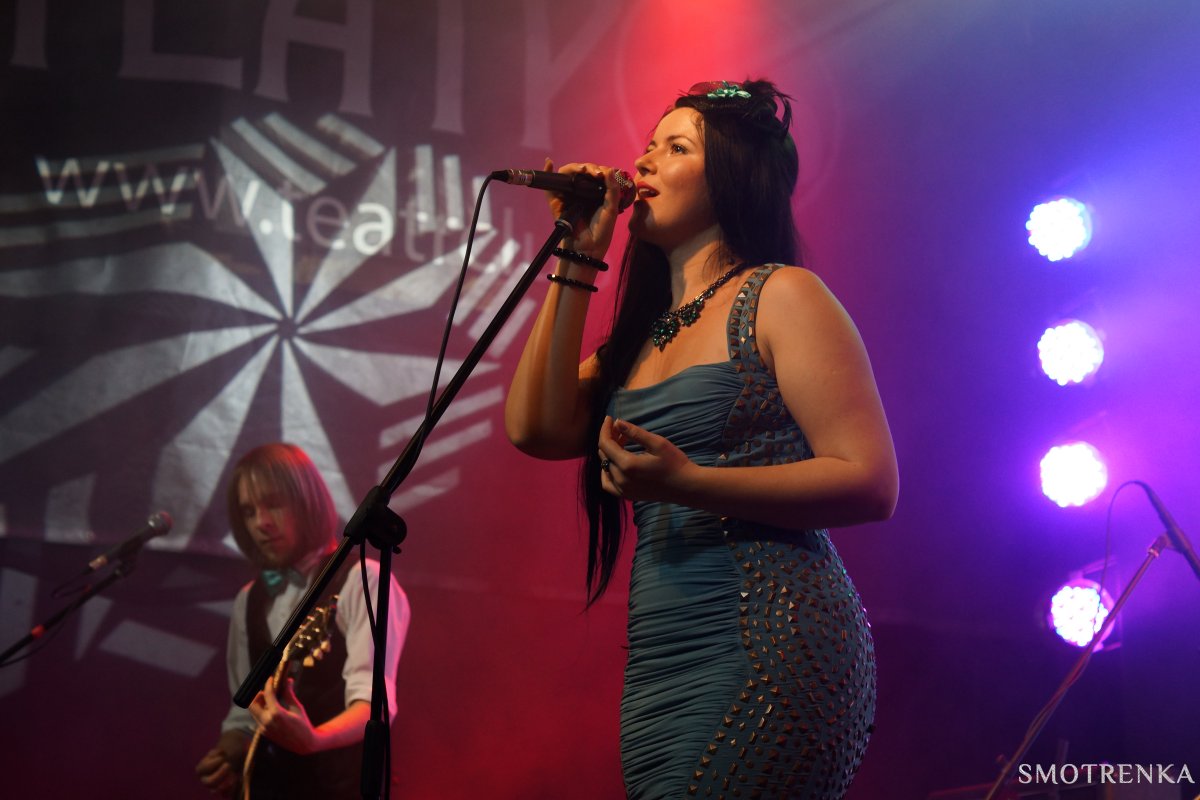 Helen KISS band