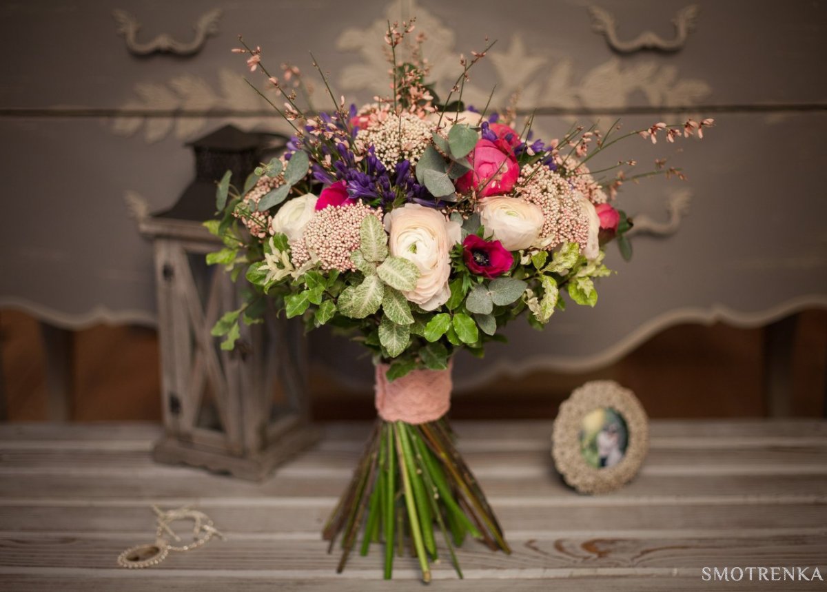 Meshel flowers