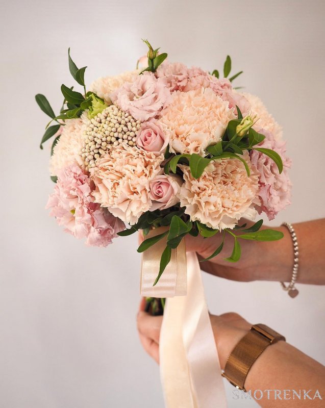 Kleo Flowers студия флористики и декора