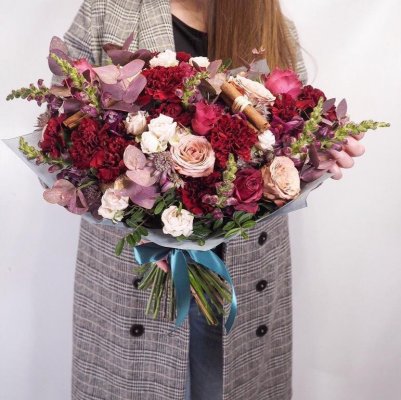 Kleo Flowers студия флористики и декора