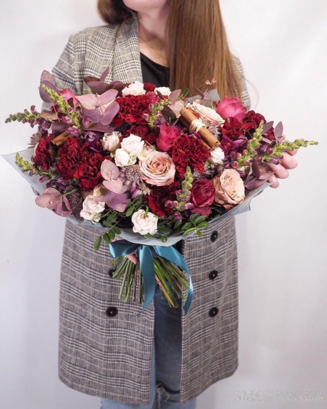Kleo Flowers студия флористики и декора