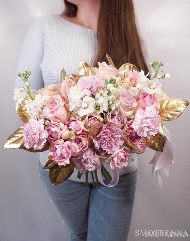 Kleo Flowers студия флористики и декора