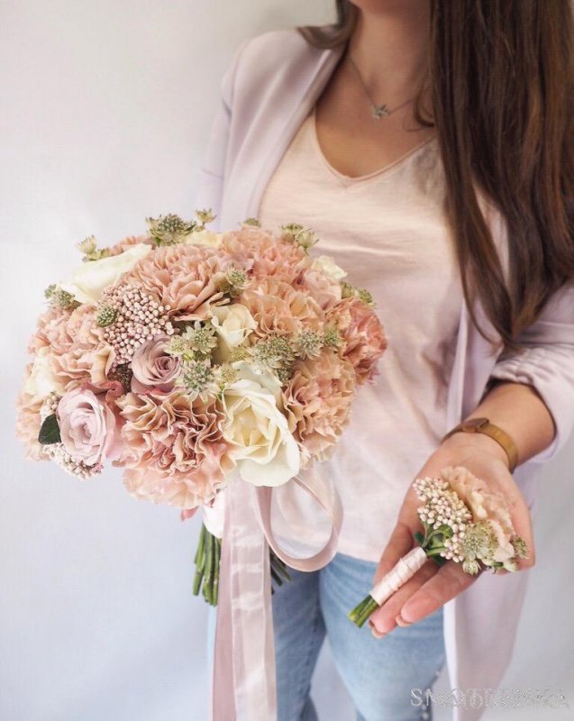 Kleo Flowers студия флористики и декора