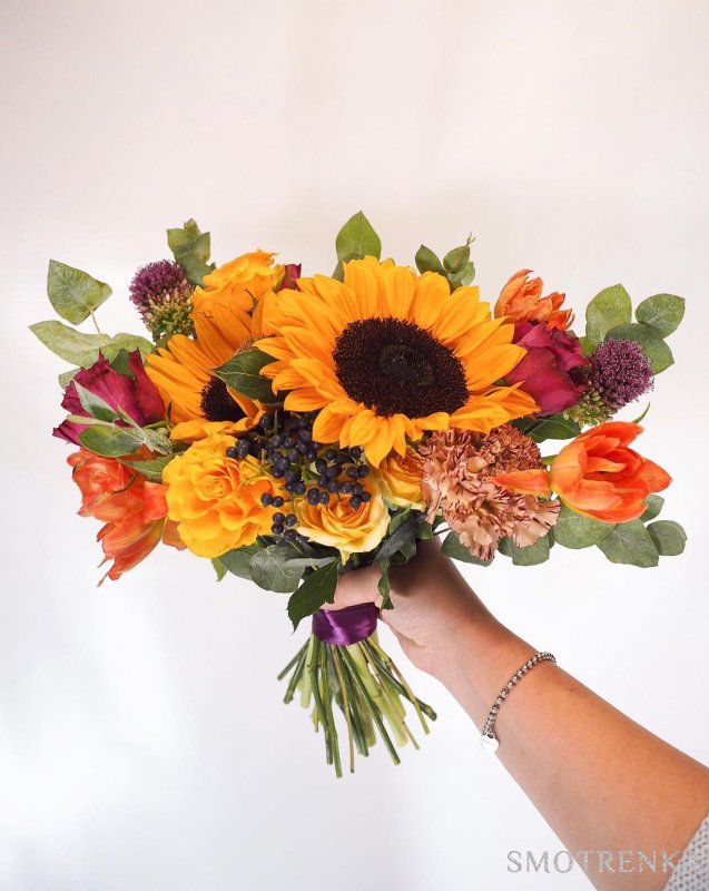Kleo Flowers студия флористики и декора