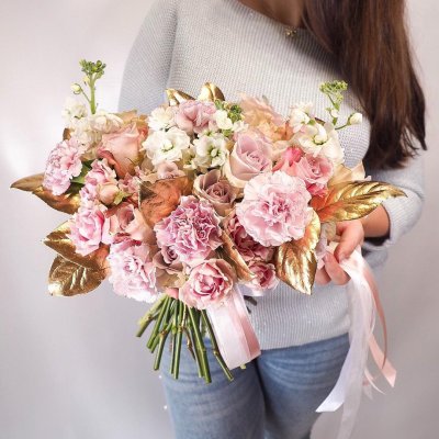 Kleo Flowers студия флористики и декора