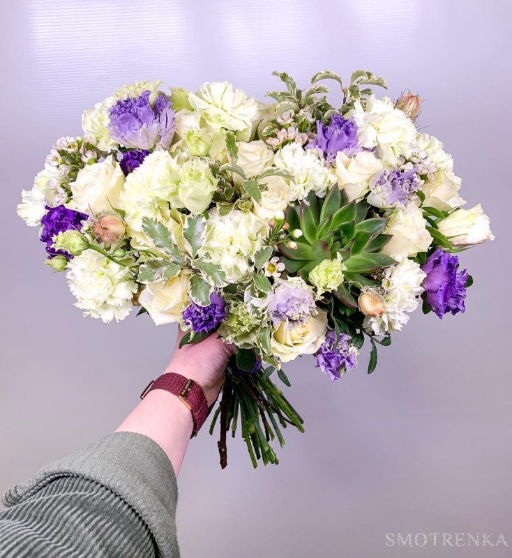 Kleo Flowers студия флористики и декора