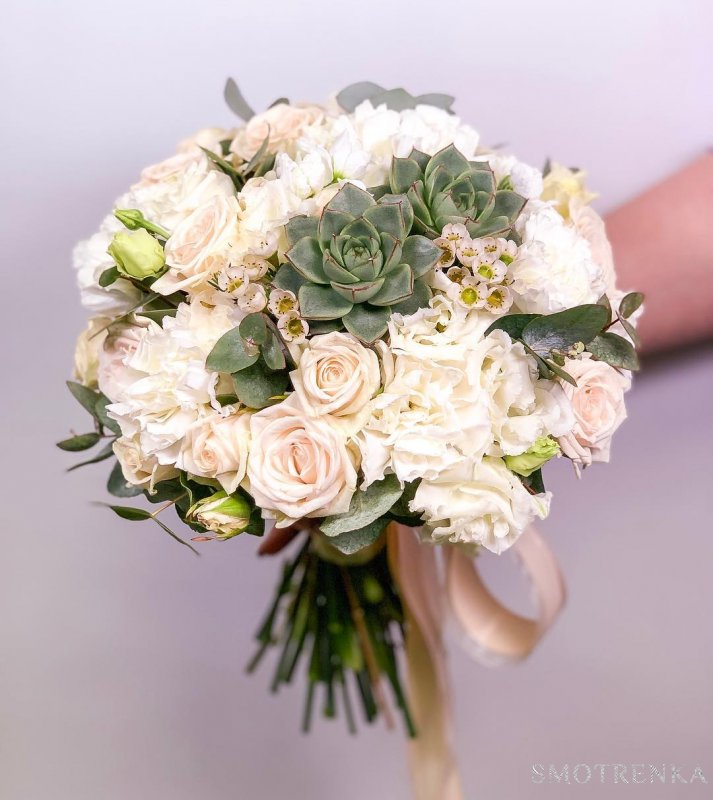 Kleo Flowers студия флористики и декора