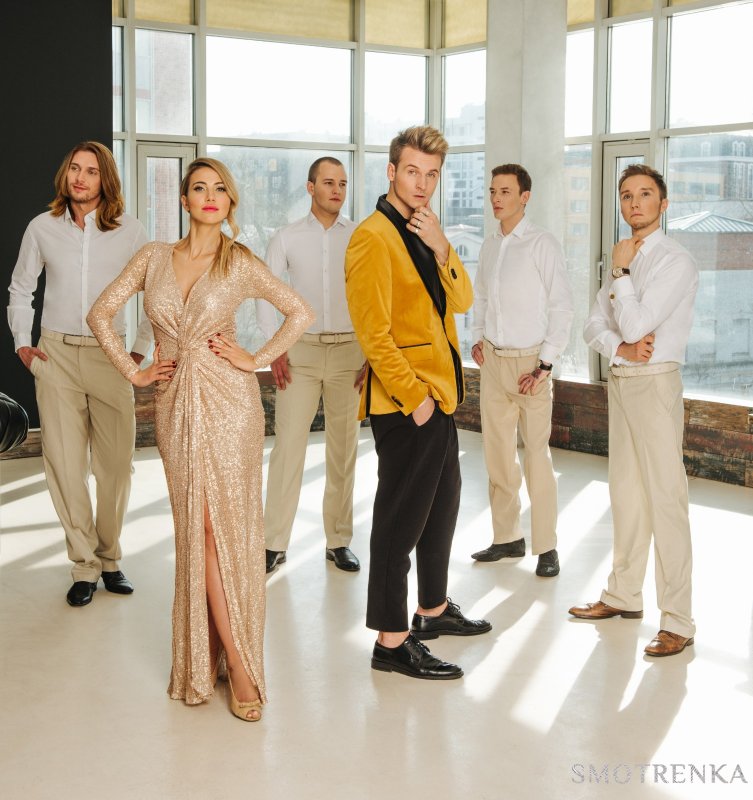 Luxury Band