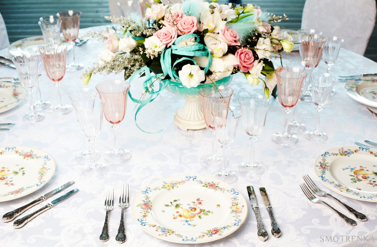 Dellos Catering