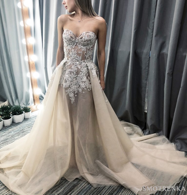 Свадебное платье полупрозрачное