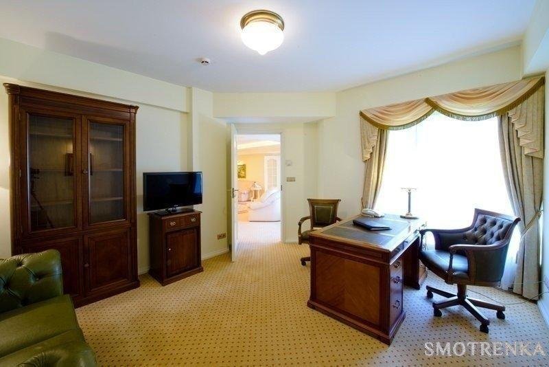 Гостиница Crowne Plaza Moscow