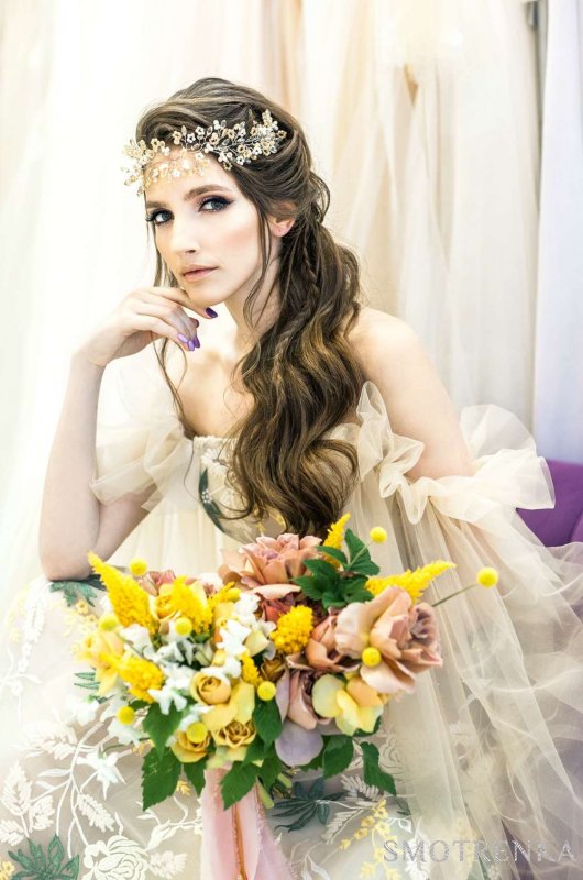 POLINA MIKHAILOVA