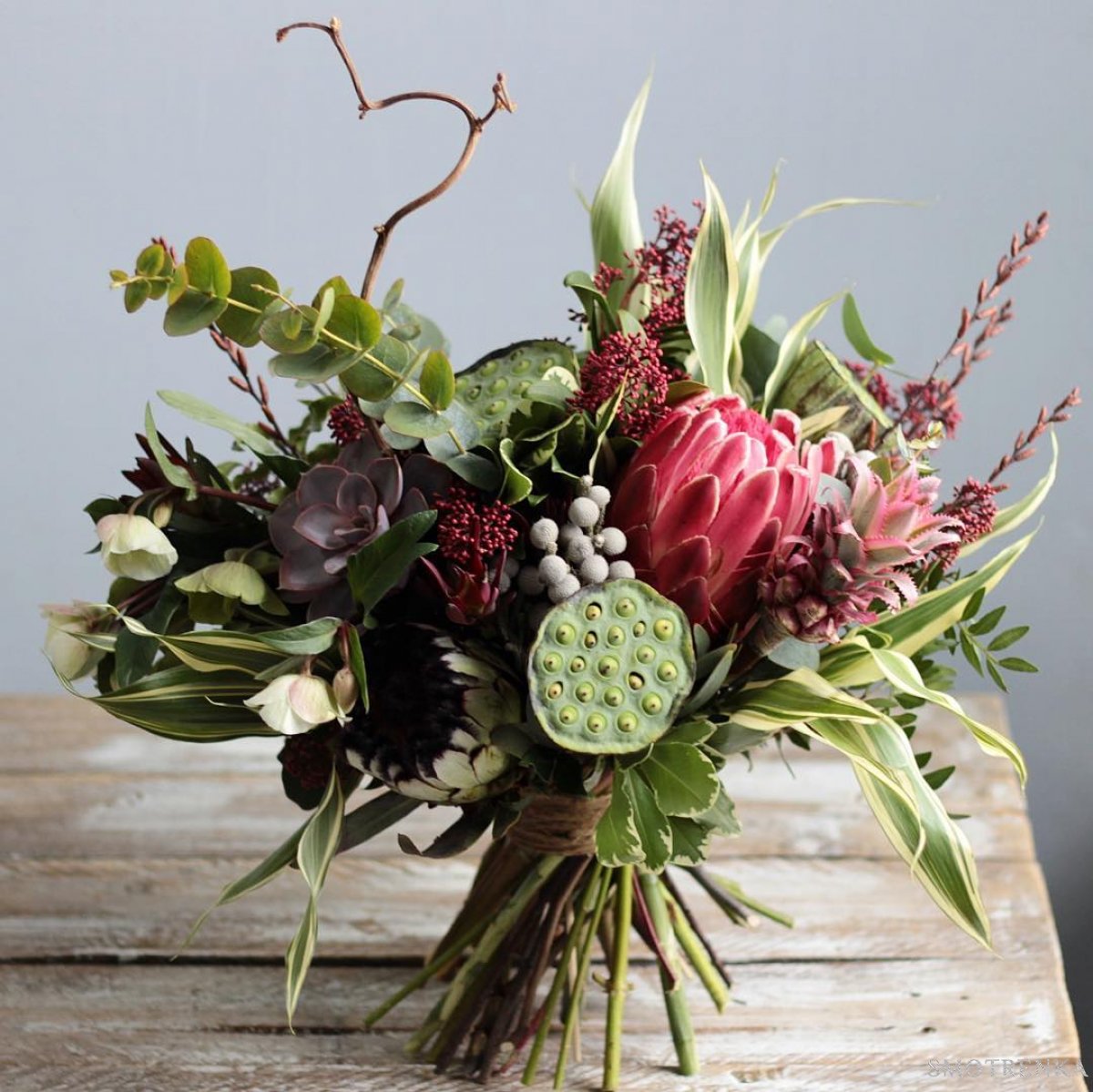Leto Flowers