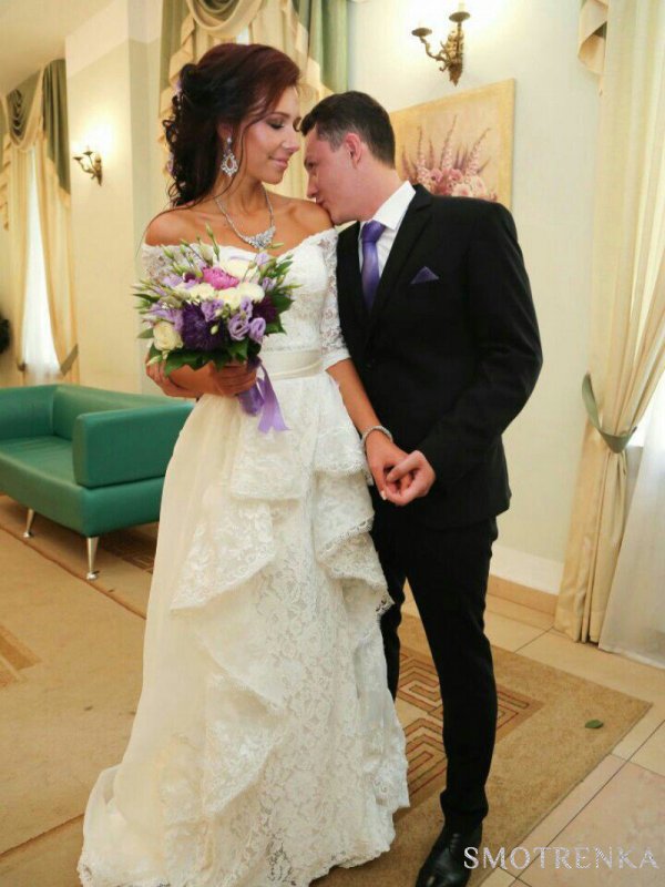 SACURA wedding dresess 