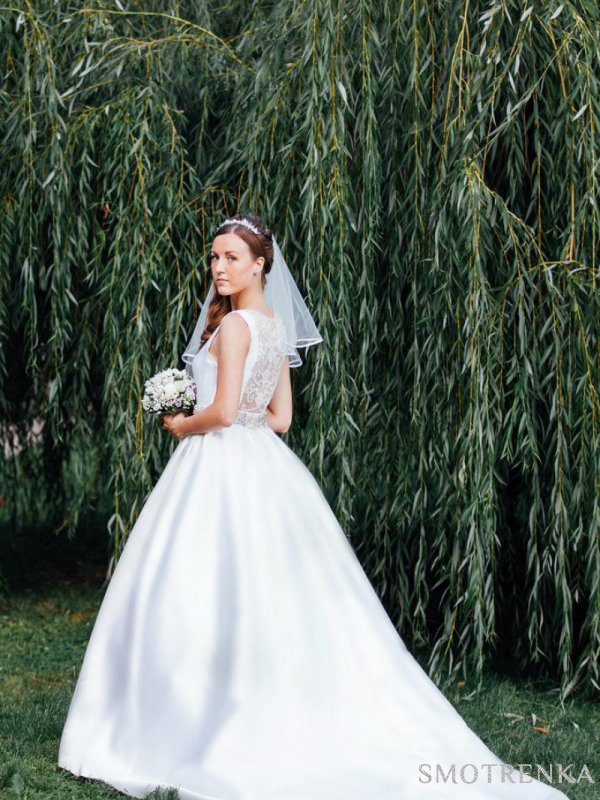 SACURA wedding dresess 
