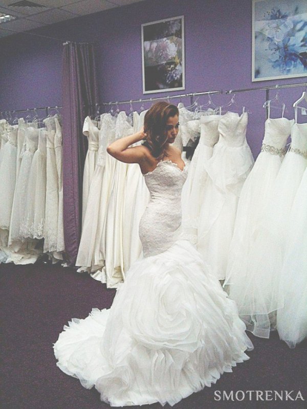 SACURA wedding dresess 