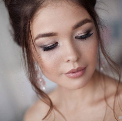 Nadya Nezhinka / Надя Нежинка