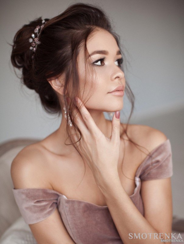 Nadya Nezhinka / Надя Нежинка