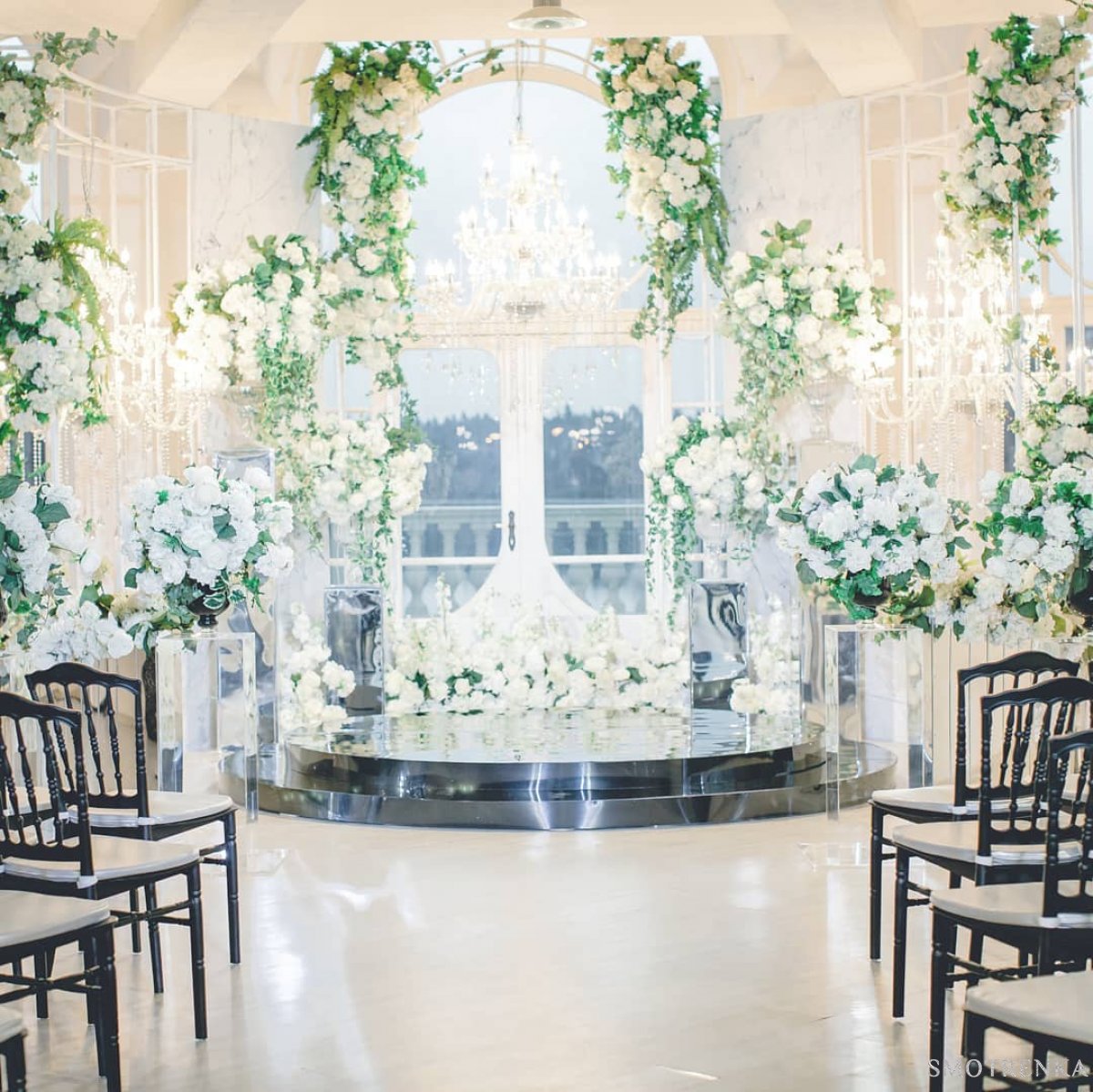 MHoliday WEDDING