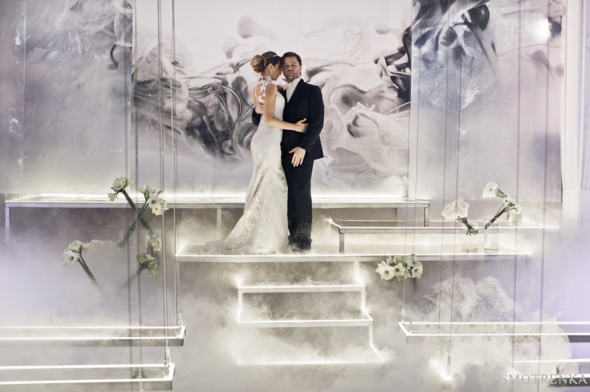MHoliday WEDDING
