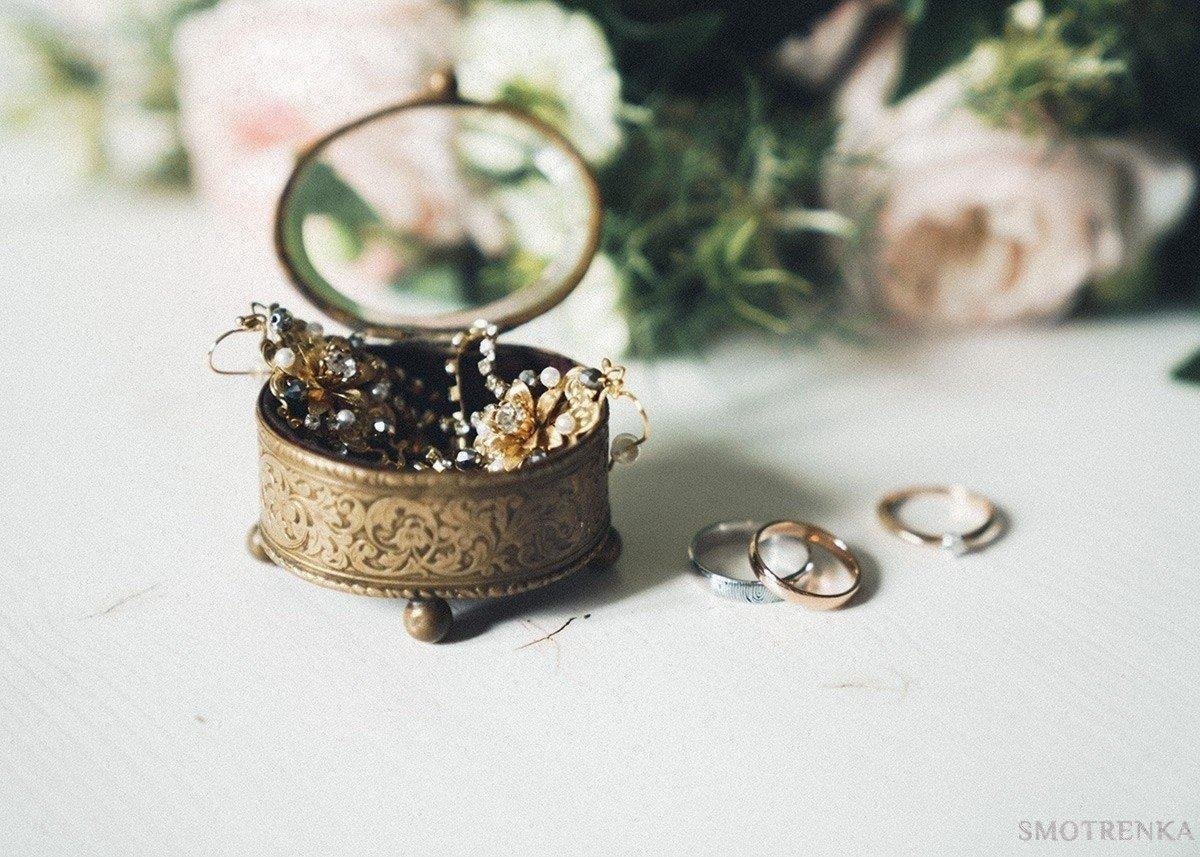 The Global Wedding