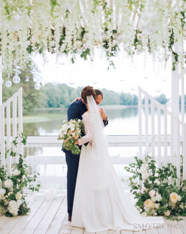 The Global Wedding