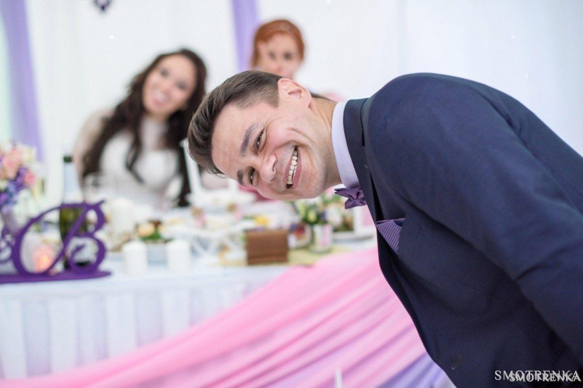 Борис Елисеев