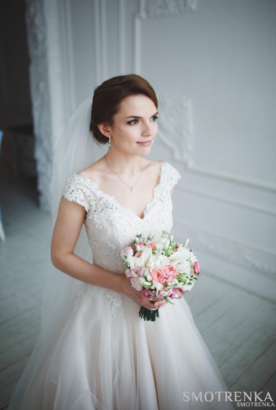 Александра Веселова