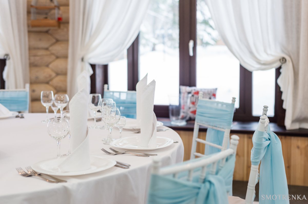 CLUBBARIN eco hotel &amp; bar