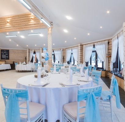 CLUBBARIN eco hotel &amp; bar