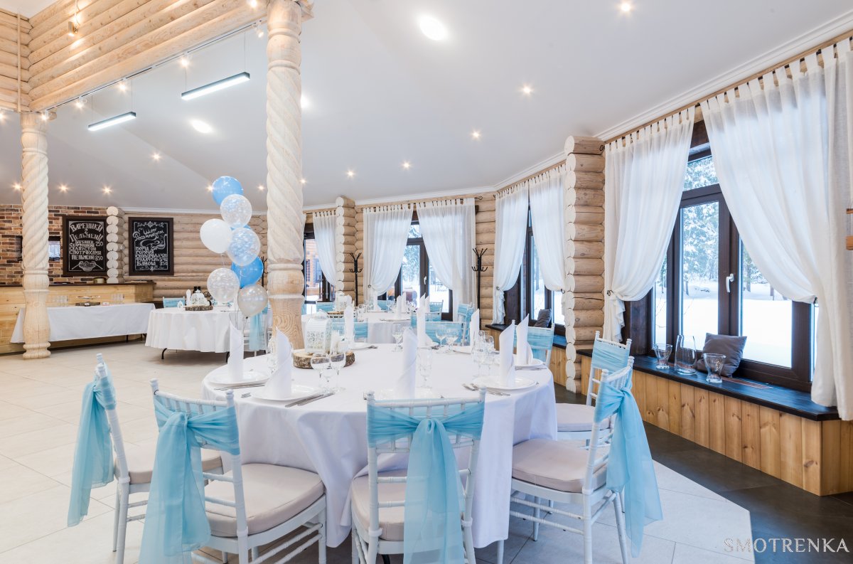 CLUBBARIN eco hotel &amp; bar