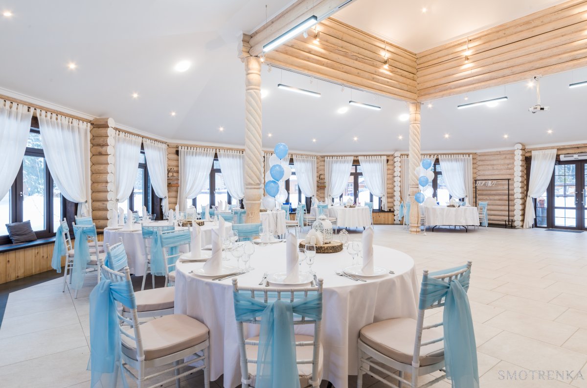 CLUBBARIN eco hotel &amp; bar