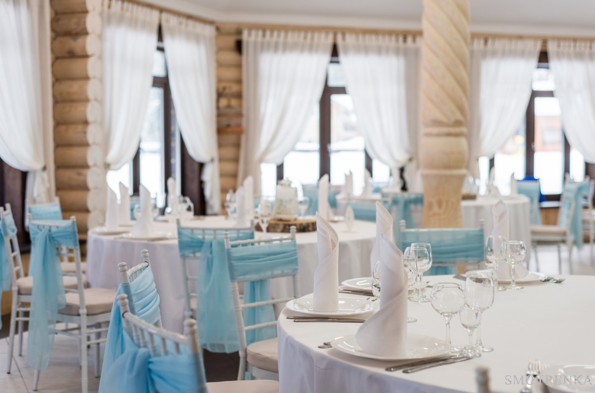 CLUBBARIN eco hotel &amp; bar
