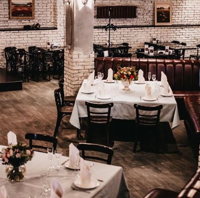 Main street cafe