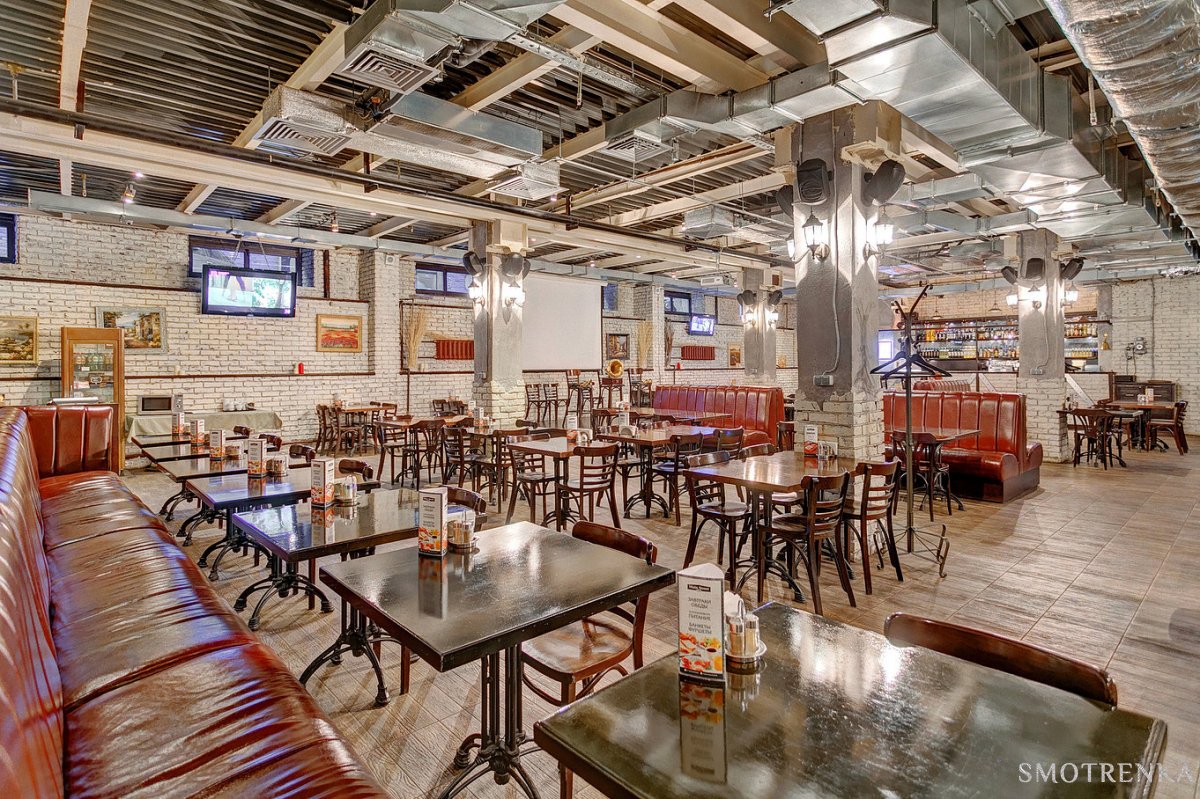 Main street cafe