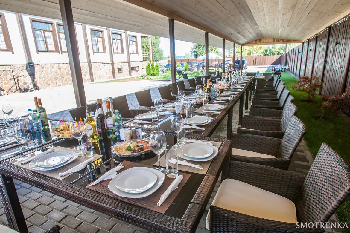 Chalet Country Club