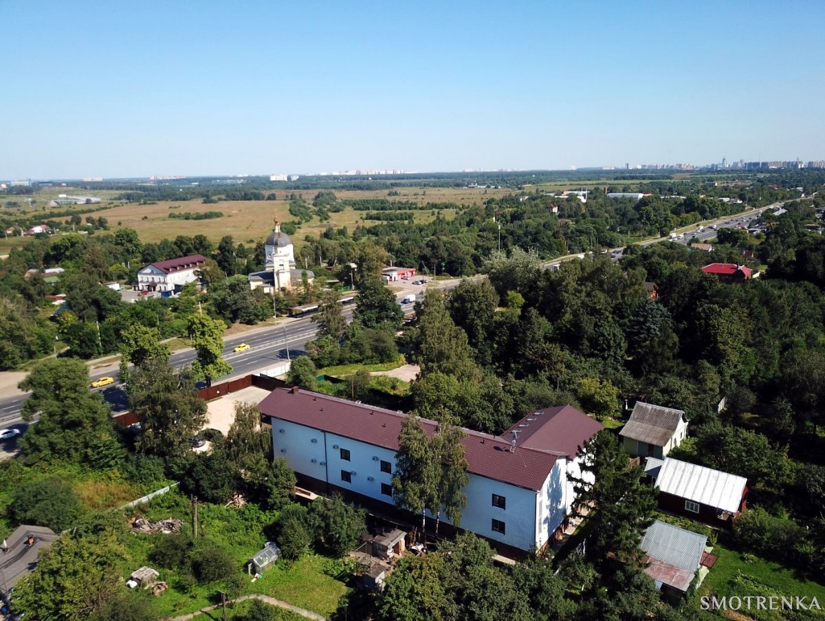 Chalet Country Club