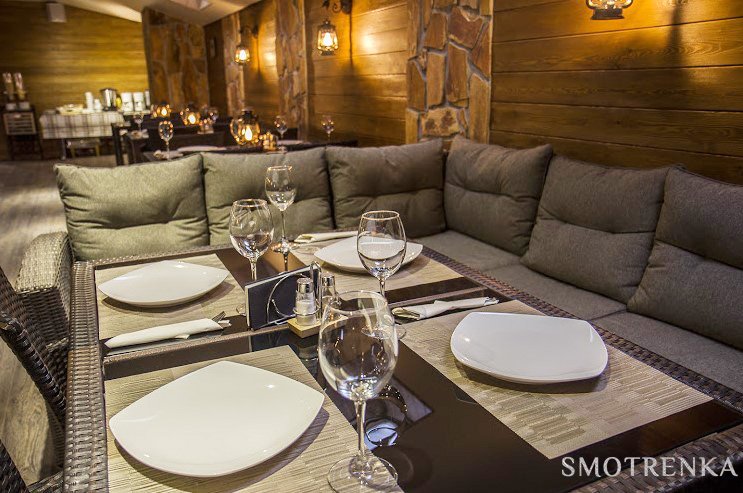 Chalet Country Club