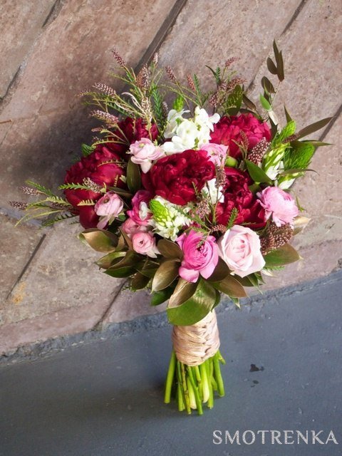 Dinas Flowers