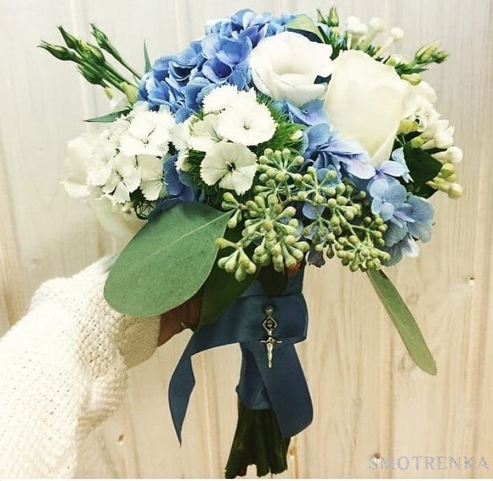 Dinas Flowers