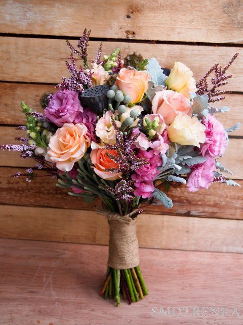 Dinas Flowers