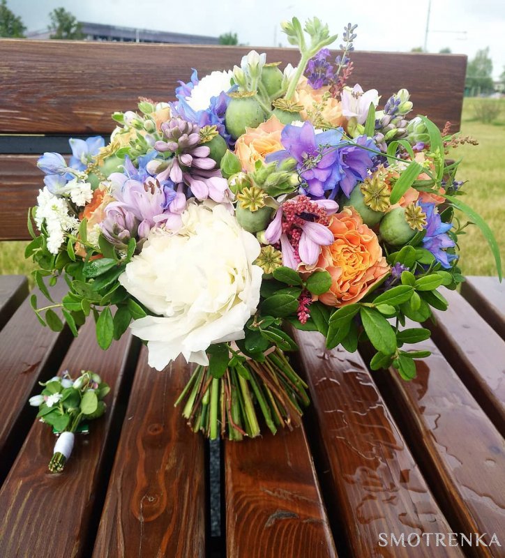 VESNA FLORAL