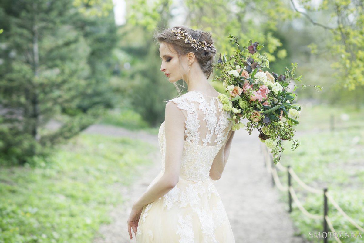 VESNA FLORAL