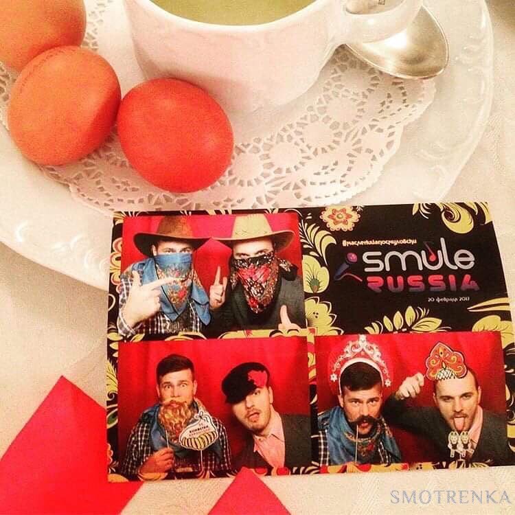 SMILINGBOX
