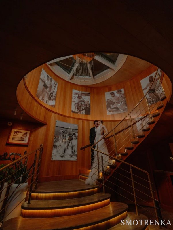 YACHT EVENT